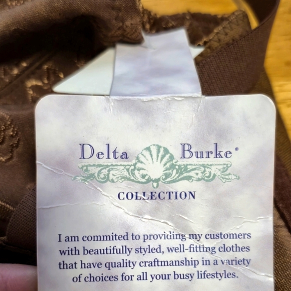 Delta Burke Brown Satin Bra with Adjustable Straps‎ - Picture 7 of 7